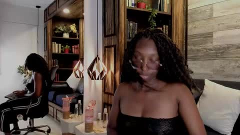 Snapshot of rouselux chatting on February 27, 2026, 9:04 pm rouselux online show from February 27, 2026, 9:04 pm