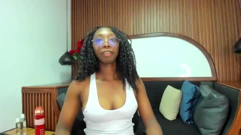 Snapshot of rouselux chatting on March 2, 2026, 11:50 am rouselux online show from March 2, 2026, 11:50 am