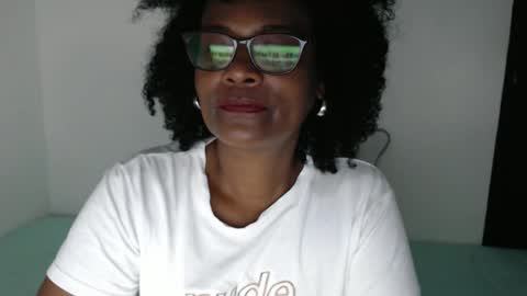 luxa online show from January 18, 2026, 1:04 pm