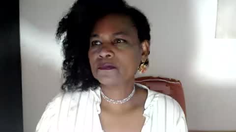 luxa online show from July 17, 2026, 1:18 pm
