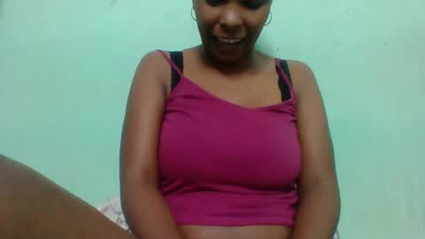 rovaelyah online show from September 19, 2025, 4:18 pm