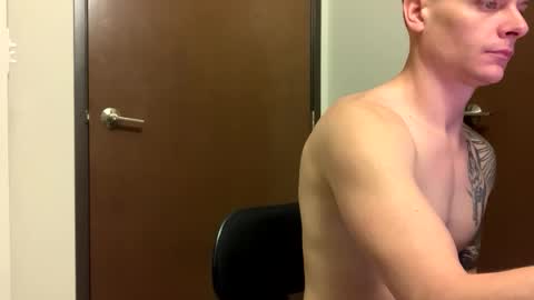 roverone89 online show from March 3, 2026, 1:34 am