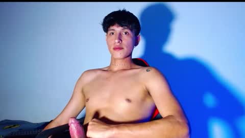 rowanboy23 online show from December 5, 2025, 3:15 am