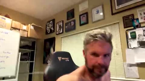 Snapshot of rowdypete787 chatting on September 18, 2025, 3:52 am rowdypete787 online show from September 18, 2025, 3:52 am