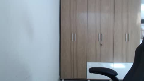 Roxana online show from February 7, 2026, 7:28 pm