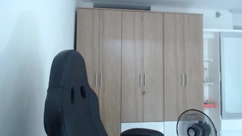 Roxana online show from March 17, 2026, 6:55 pm