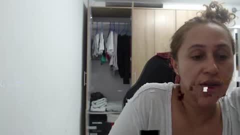 Snapshot of roxanalove7 chatting on April 26, 2026, 2:53 am Roxana online show from April 26, 2026, 2:53 am