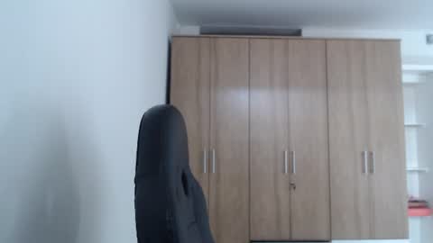 Roxana online show from July 16, 2026, 6:14 pm