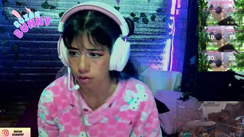 roxxy online show from March 9, 2026, 1:53 am