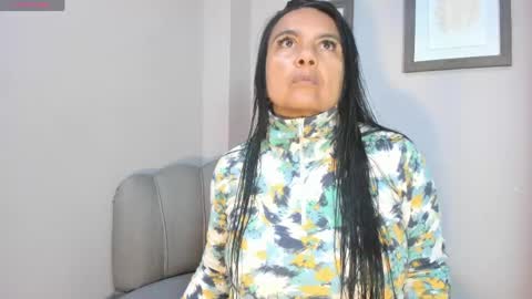  Roxanna  online show from May 23, 2026, 10:52 am