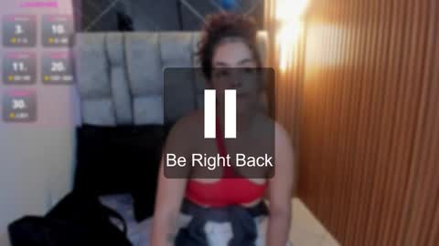 Roxanna online show from September 22, 2025, 11:56 am