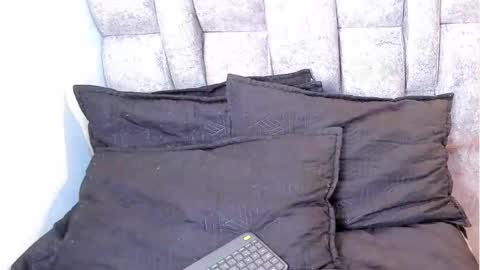 Roxanna online show from September 29, 2025, 12:32 pm