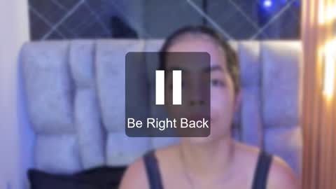 Roxanna online show from November 11, 2025, 10:26 am