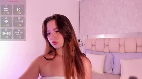 Snapshot of roxie_summers chatting on January 10, 2025, 8:48 pm Roxie online show from January 10, 2025, 8:48 pm