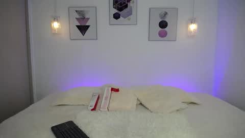 roxi online show from November 8, 2025, 9:57 pm