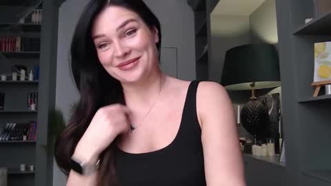 Snapshot of roxxiejet chatting on November 11, 2025, 8:25 am roxxiejet online show from November 11, 2025, 8:25 am