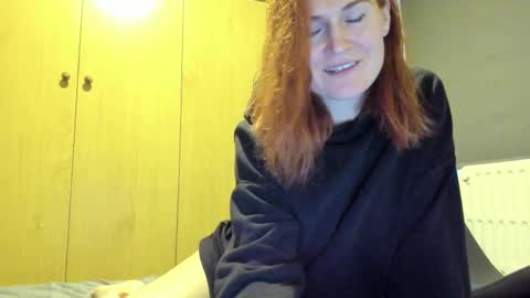 Snapshot of roxxxco chatting on February 15, 2025, 4:12 pm Tatyana online show from February 15, 2025, 4:12 pm
