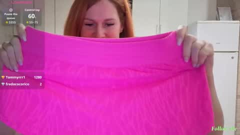 Snapshot of roxxxco chatting on January 31, 2026, 7:11 pm Tatyana online show from January 31, 2026, 7:11 pm