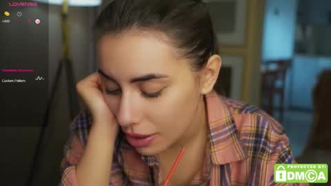 Snapshot of roxxxete chatting on September 27, 2025, 7:35 am roxxxete online show from September 27, 2025, 7:35 am