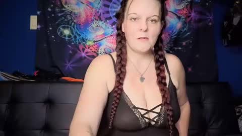 Roxxyfoxxy1 online show from November 5, 2025, 8:42 pm