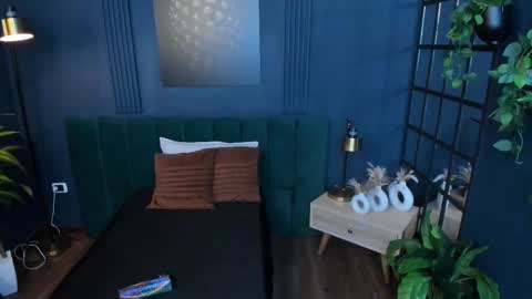 Roxy hell online show from January 6, 2026, 12:31 pm