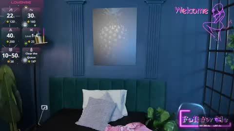 Snapshot of roxy_hell chatting on January 18, 2026, 12:20 pm Roxy hell online show from January 18, 2026, 12:20 pm