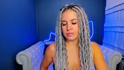 Snapshot of roxy_mars chatting on October 2, 2025, 1:34 am Roxy online show from October 2, 2025, 1:34 am