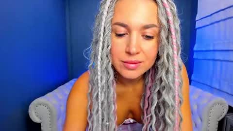 Snapshot of roxy_mars chatting on October 9, 2025, 2:31 am Roxy online show from October 9, 2025, 2:31 am