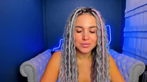 Snapshot of roxy_mars chatting on October 11, 2025, 2:22 am Roxy online show from October 11, 2025, 2:22 am