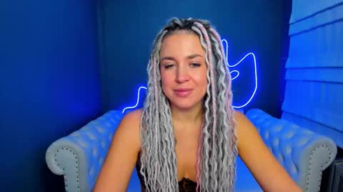 Snapshot of roxy_mars chatting on November 4, 2025, 1:16 am Roxy online show from November 4, 2025, 1:16 am