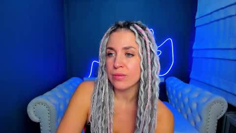 Snapshot of roxy_mars chatting on November 5, 2025, 2:00 am Roxy online show from November 5, 2025, 2:00 am