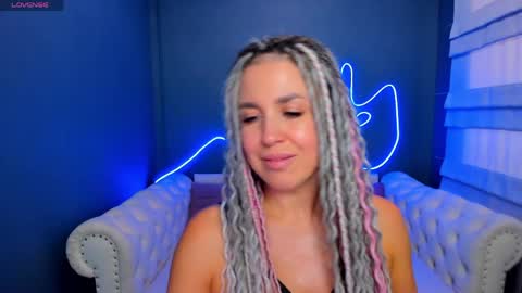 Roxy online show from April 9, 2026, 6:19 am