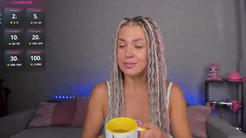 Roxy online show from July 20, 2026, 1:20 am