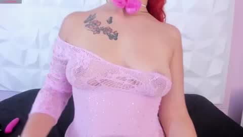 Roxy online show from October 15, 2025, 2:11 am