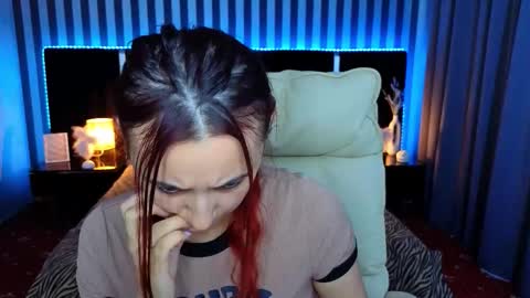 roxy_rayy online show from October 13, 2025, 12:38 pm