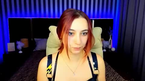 roxy_rayy online show from October 16, 2025, 6:03 am