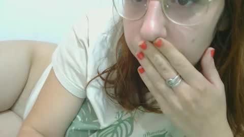 Snapshot of roxy_secrets chatting on November 3, 2025, 5:52 am roxy secrets online show from November 3, 2025, 5:52 am