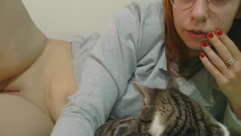 Snapshot of roxy_secrets chatting on November 8, 2025, 6:57 am roxy secrets online show from November 8, 2025, 6:57 am