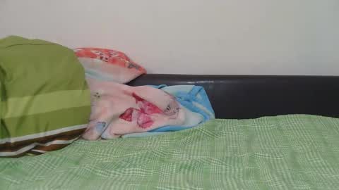 Snapshot of roxy_secrets chatting on November 17, 2025, 9:04 am roxy secrets online show from November 17, 2025, 9:04 am