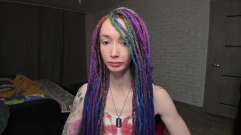 Snapshot of roxy_silver chatting on December 6, 2024, 2:24 am Roxy online show from December 6, 2024, 2:24 am