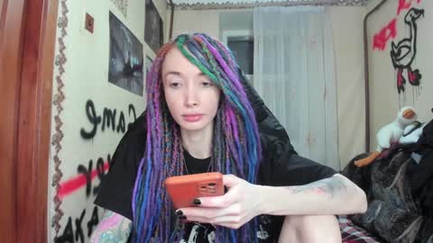 Snapshot of roxy_silver chatting on December 17, 2024, 12:12 am Roxy online show from December 17, 2024, 12:12 am