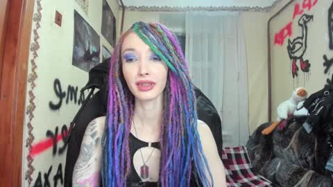 Snapshot of roxy_silver chatting on December 29, 2024, 7:22 pm Roxy online show from December 29, 2024, 7:22 pm