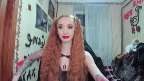 Snapshot of roxy_silver chatting on February 23, 2025, 9:05 pm Roxy online show from February 23, 2025, 9:05 pm