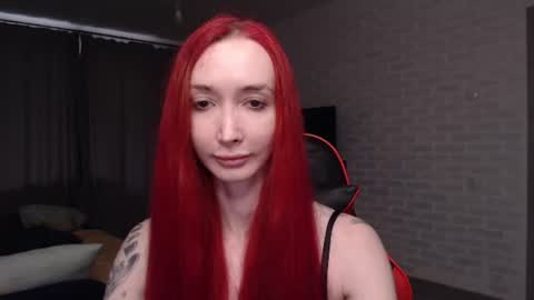Snapshot of roxy_silver chatting on June 20, 2026, 9:01 am Roxy online show from June 20, 2026, 9:01 am