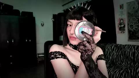 Snapshot of roxy_toxic chatting on February 27, 2026, 1:05 am Roxy Independient model Help me to reach 50 thumbs up online show from February 27, 2026, 1:05 am