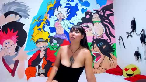 Snapshot of roxyandaron2 chatting on October 2, 2025, 2:02 pm RoxyAron online show from October 2, 2025, 2:02 pm