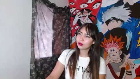 Snapshot of roxyandaron2 chatting on November 1, 2025, 12:29 pm RoxyAron online show from November 1, 2025, 12:29 pm