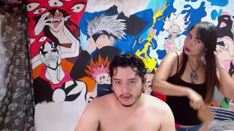 Snapshot of roxyandaron2 chatting on November 4, 2025, 5:23 pm RoxyAron online show from November 4, 2025, 5:23 pm