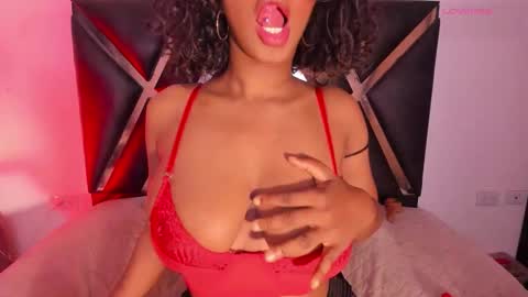 Snapshot of roxyjordan chatting on January 16, 2026, 10:52 am Roxxy Queen online show from January 16, 2026, 10:52 am