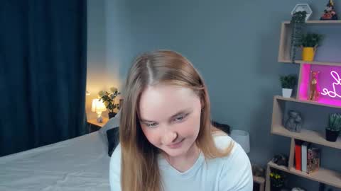 Snapshot of roxysaults chatting on October 8, 2025, 8:56 am Roxy online show from October 8, 2025, 8:56 am